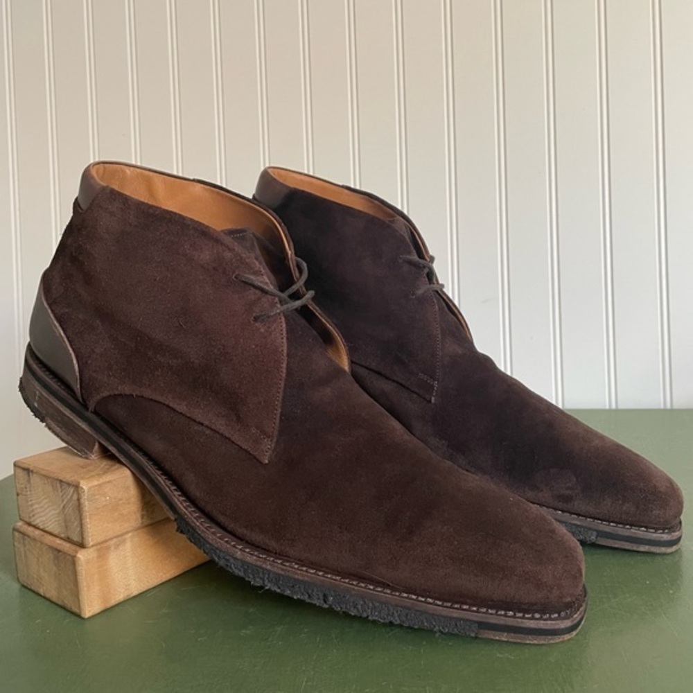 Magnanni Men's Desert/Chukka Boots in Chestnut Suede Leather *Spain*